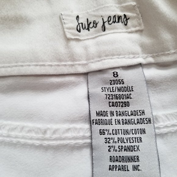 SUKO Mid Rise Pull On White Stretch Denim Capris - Picture 5 of 10